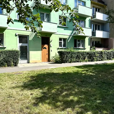 Psie Budy -200m Main Square * Breslavia