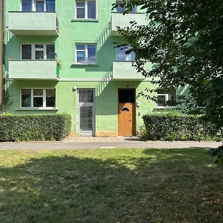 Psie Budy -200m Main Square Апартаменты