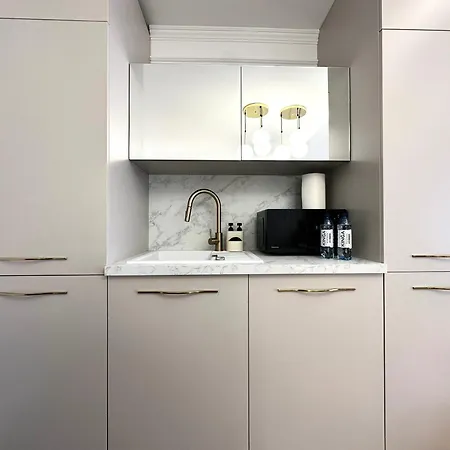 Апартаменты Psie Budy -200m Main Square